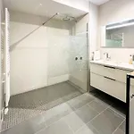 Luxueux T4 Vue Avec Jardin Prive *