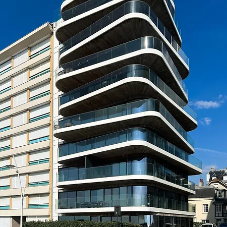 Apartament T4 Vue Avec Jardin En Plein Centre Pour 7pers Le Touquet
